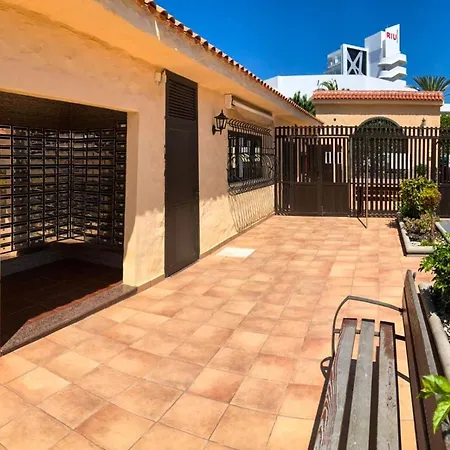Bungalow Con Flamboyan En Maspalomas بيت للعطل بلايا ديل إنغلز